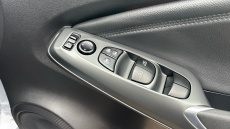 Nissan Juke 1.0 DiG-T N-Connecta 5dr DCT Petrol Hatchback